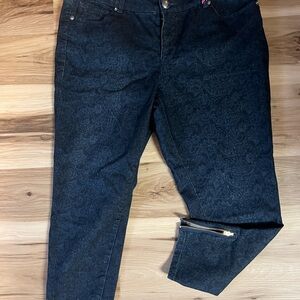 Stylish Skinny Jeans